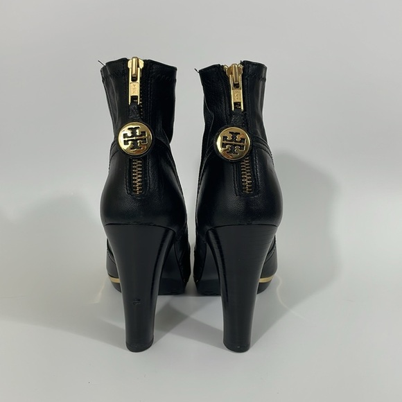 Tory Burch black leather ankle booties size 7 - Picture 3 of 8